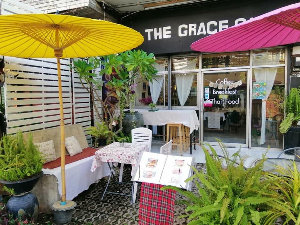 Bed and Breakfast The Grace House Chiangmai Чиангмай Экстерьер фото