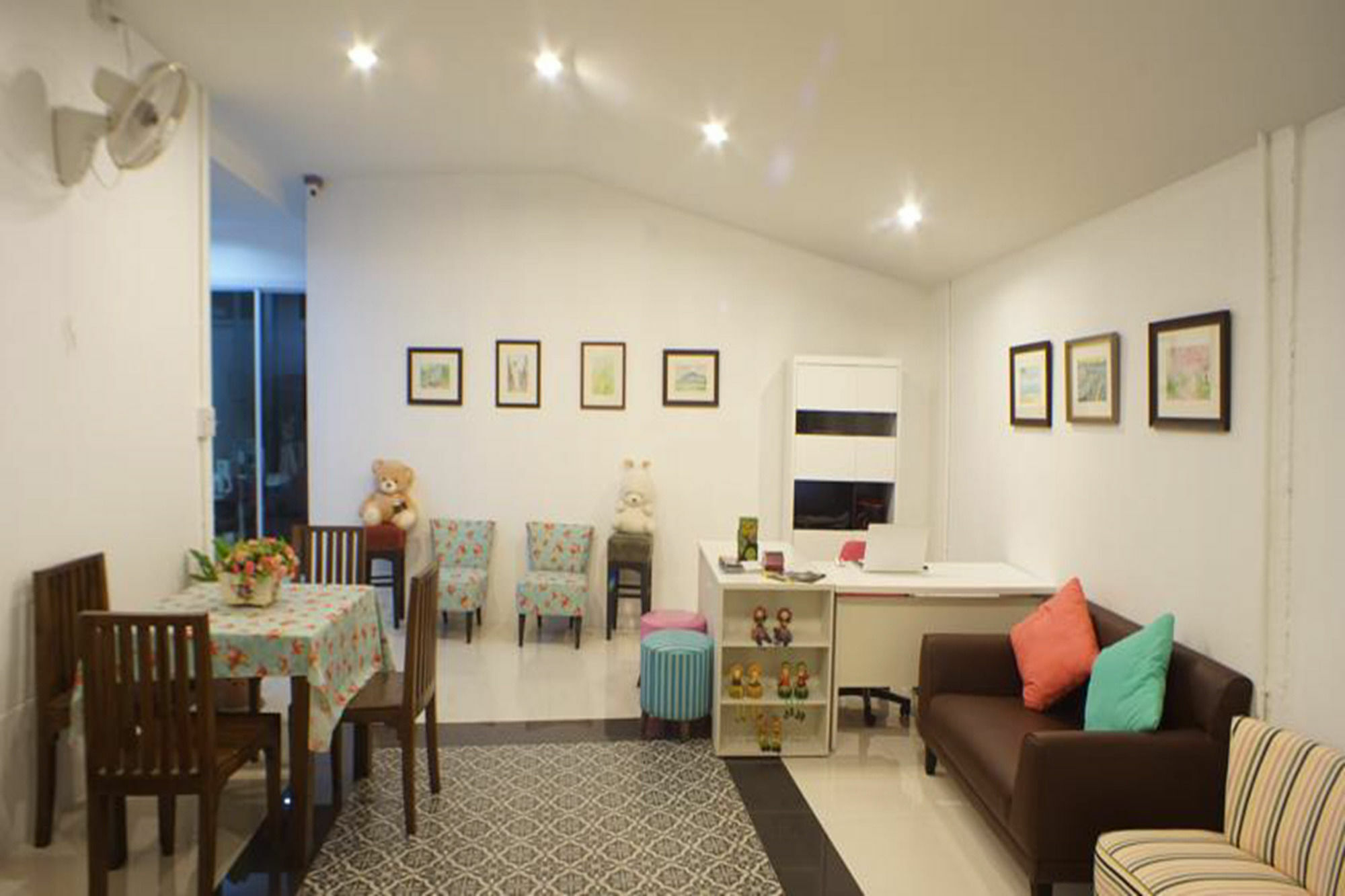 Bed and Breakfast The Grace House Chiangmai Чиангмай Экстерьер фото
